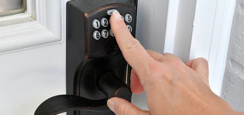 High Security Digital Door Lock in Oak Park