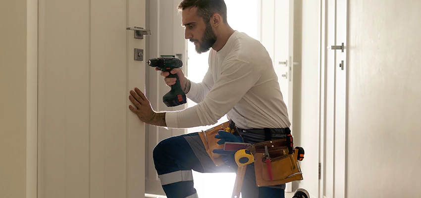 Mailbox Lock Installation Expert in Oak Park, Illinois