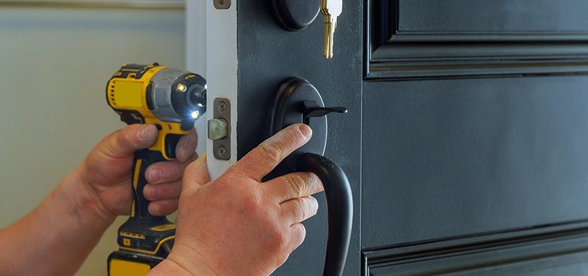 Sliding Door Lock Repair in Oak Park